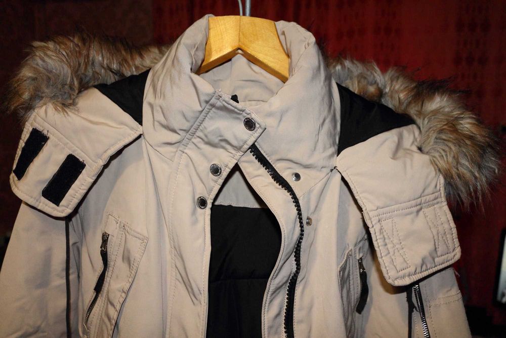 Куртку женскую, теплую