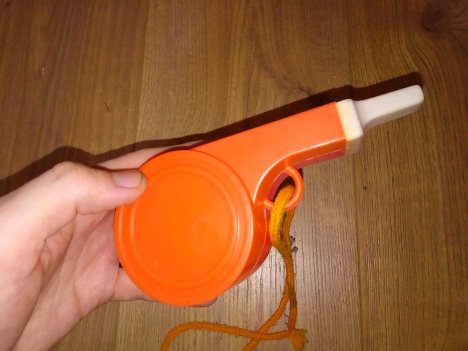 Gwizdek dla dzieci duży plastikowy PRL Vintage sprawny czerwony różowy