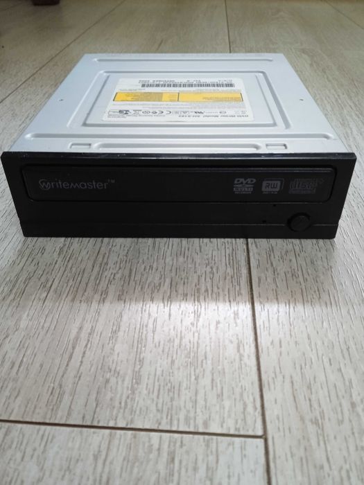 100% sprawna płyta główna ASUS P5VDC-TVM z procesorem pamięć + gratis