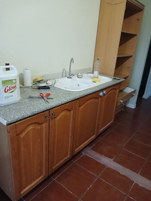 Alugo anexo para  2 pessoas. Vale milhacos  corrois.