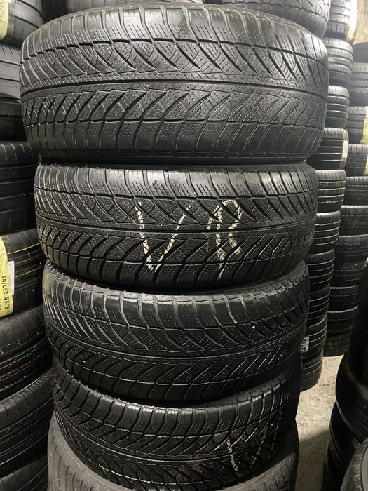 225/55 R17 Good/Year UltraGrip комплект шин зимних.
