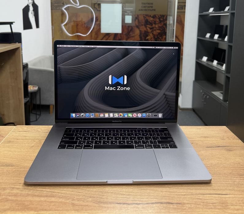 MacBook Pro 15 2018(2019) i7 • 16Gb • 256Gb 230 циклів Макбук Гарантія