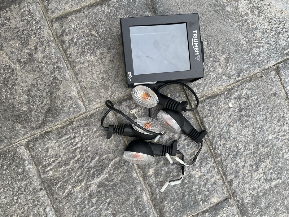 Piscas originais triumph e protetor motor