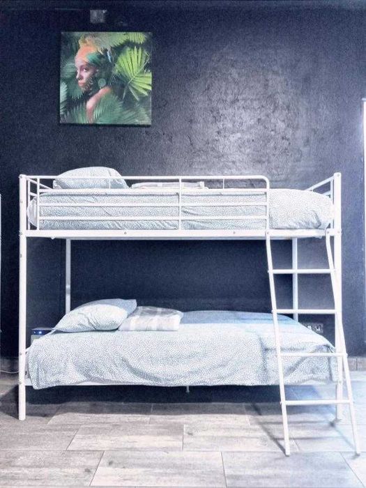 Мы открыты! Новый улучшенный Хостел, возле МАУП.