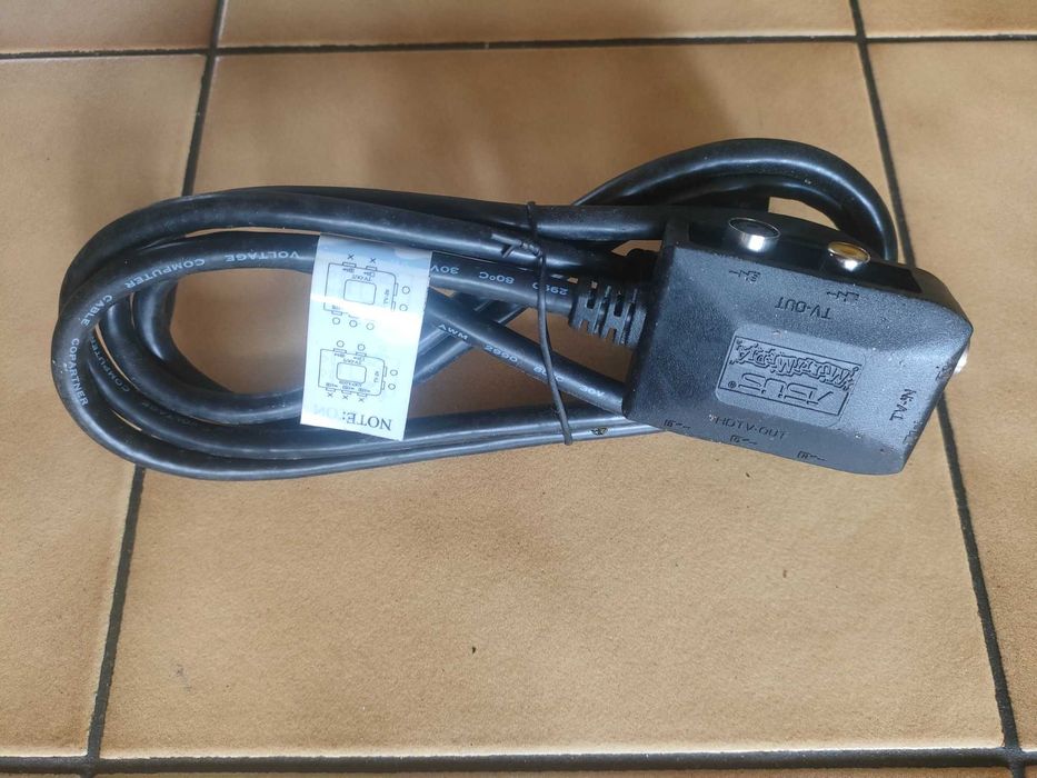 Oryginalny adapter ASUS MultiMedia VIVO 9-pin TV-IN / TV-OUT / HDTV-OUT