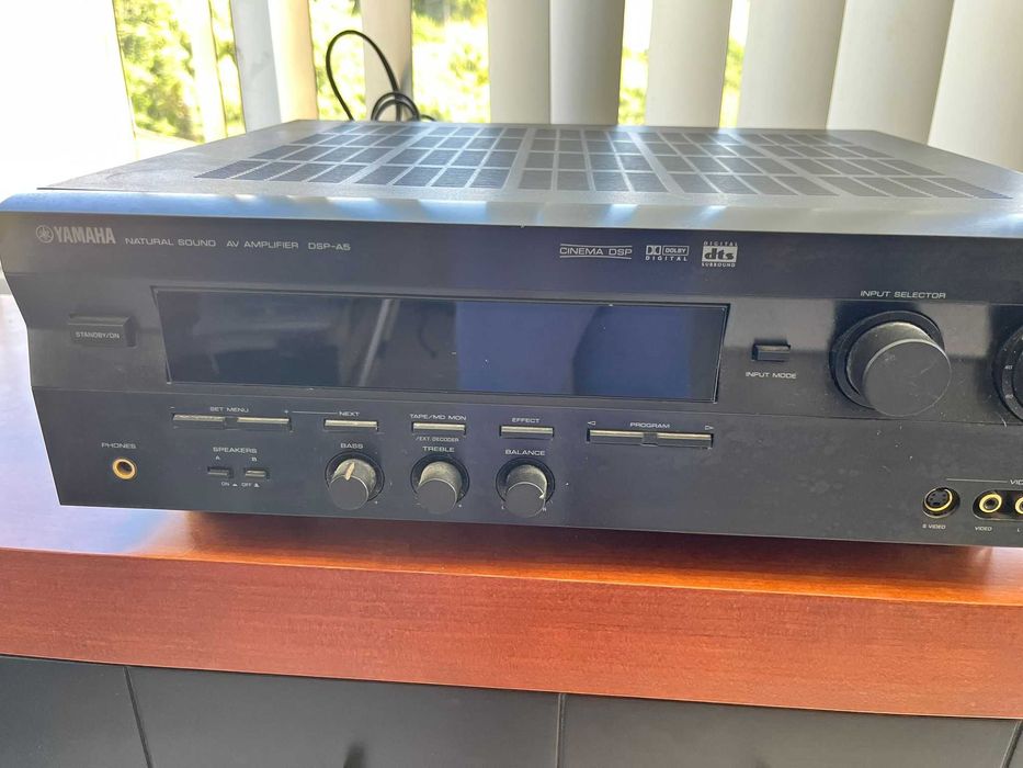 Amplificador Yamaha A5 multicanal 5.1