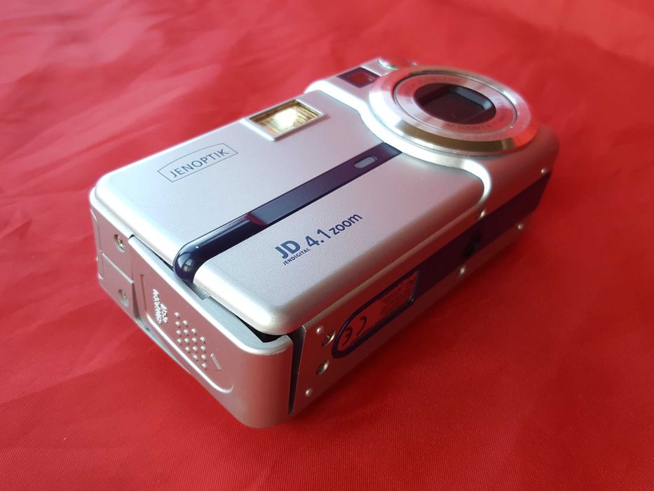 Фотоапарат Jenoptik JD 4.1 zoom цифровой