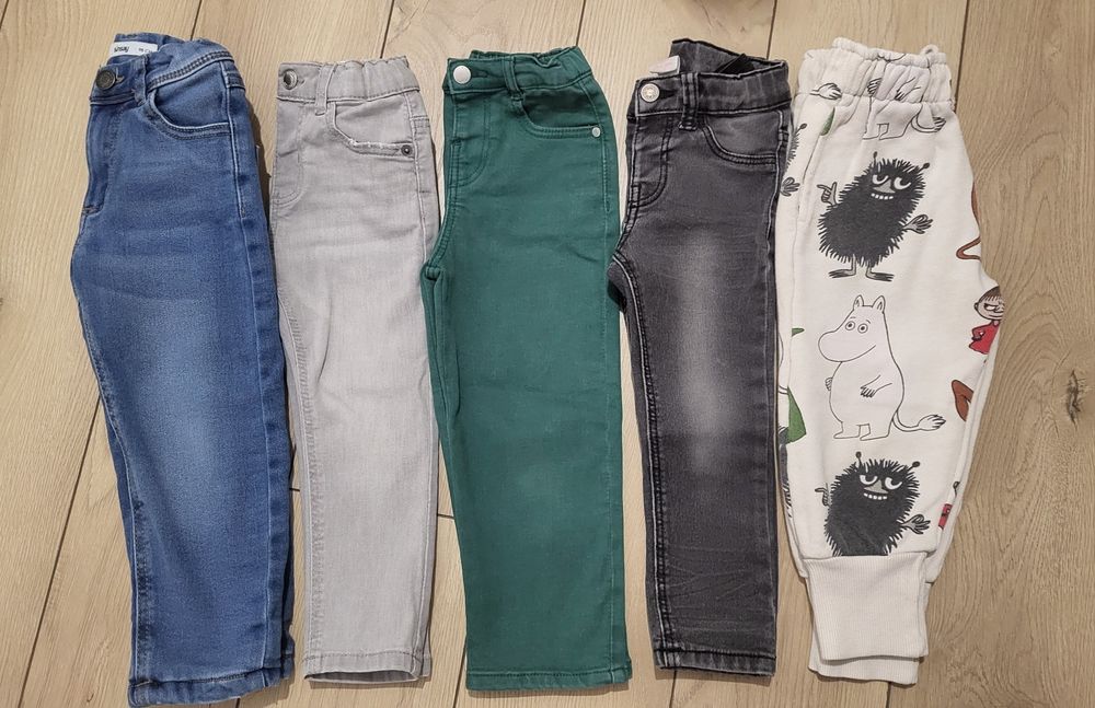 Zestaw spodni bluza i T-shirt r.92