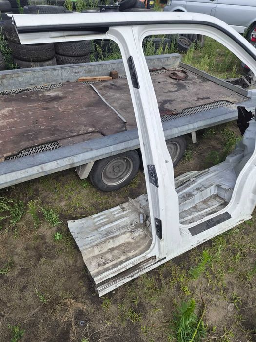 Ćwiartka prawy przód bok fartuch poszycie prawa strona pasażera VW T6