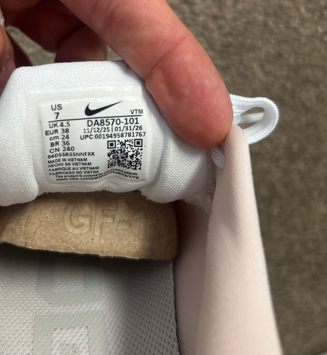 Nowe damskie buty Nike Air Zoom 38
