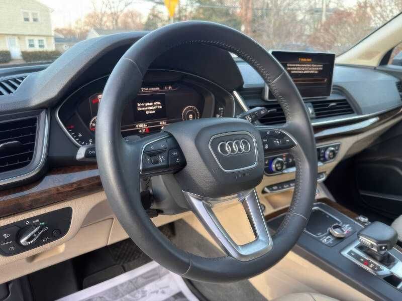 2018 Audi Q5 2.0T quattro Premium Plus