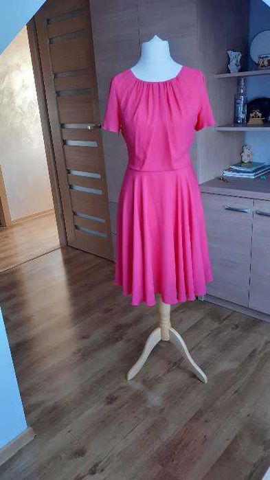 Sukienka elegancka