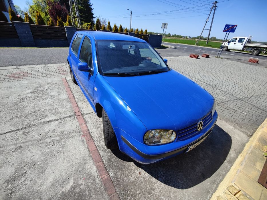 Sprzedam Volkswagen Golf IV z 2000 roku