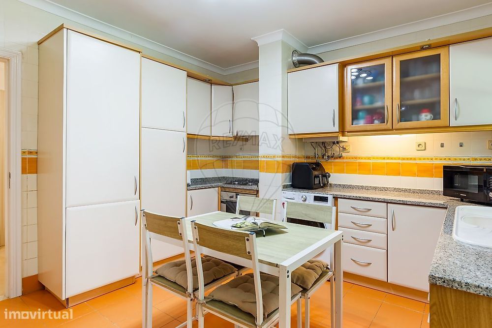Apartamento T2 para arrendamento