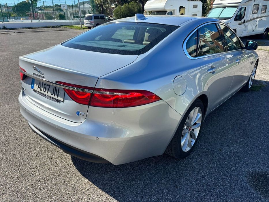 Jaguar XF 2.0 D Prestige Aut.