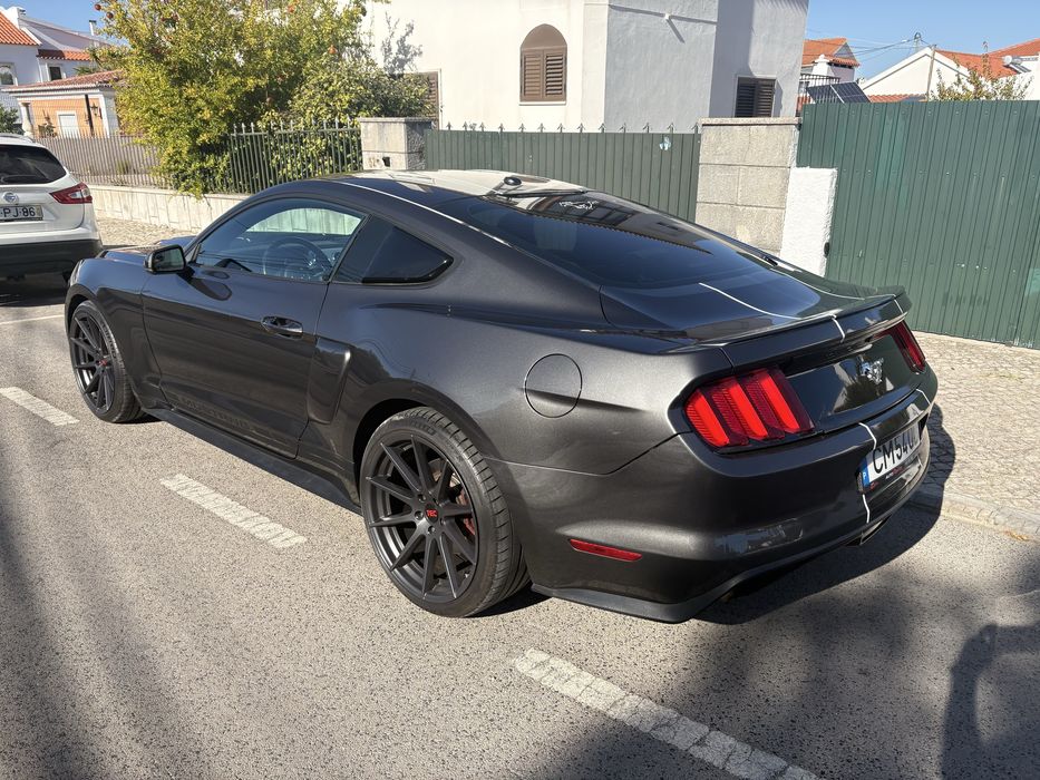 FORD MUSTANG 2.3 cc - 315 cv