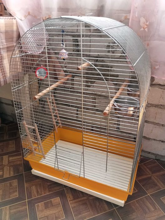 Продам клетку для птицы