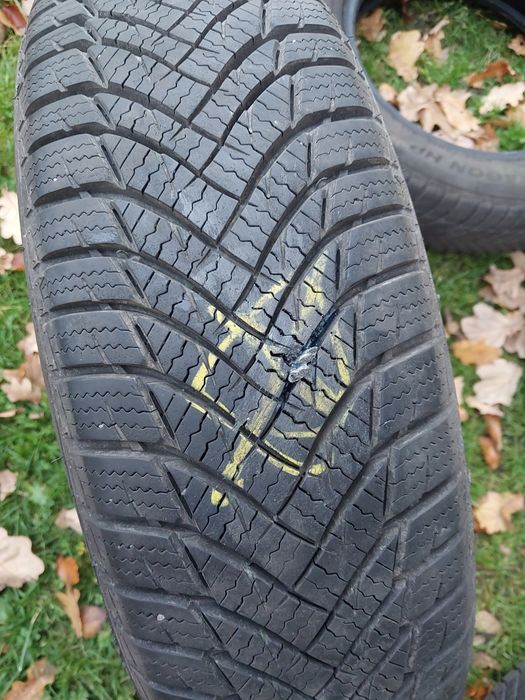 Opony zimowe 165/70 R14