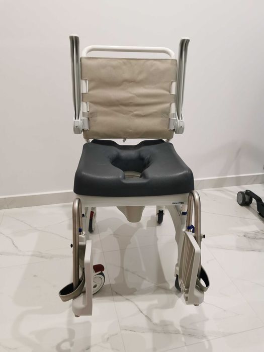 Cadeira de Banho/Sanitária Aquatec Ocean Ergo + Almofada Suave + Balde (Fatura Jan 2026)