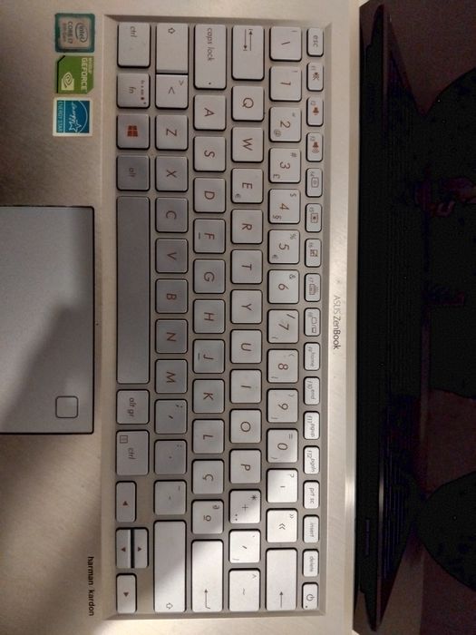 Asus zenbook S13