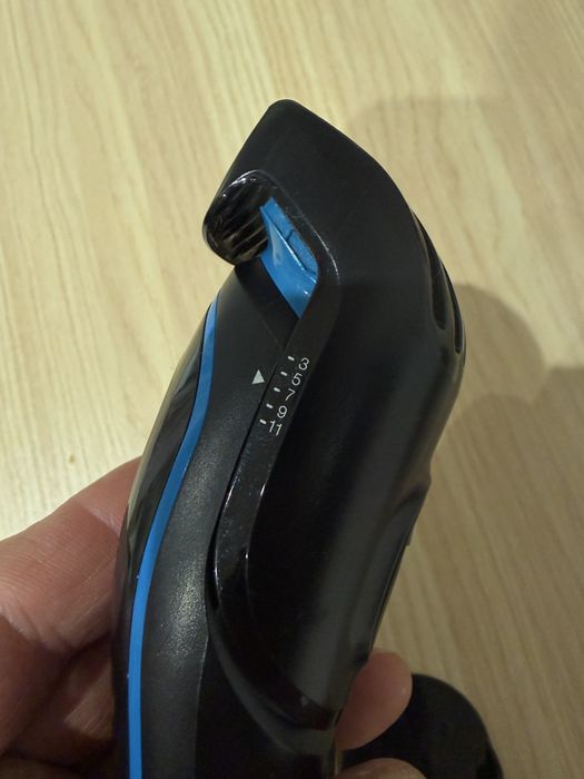 Бритва тример BRAUN