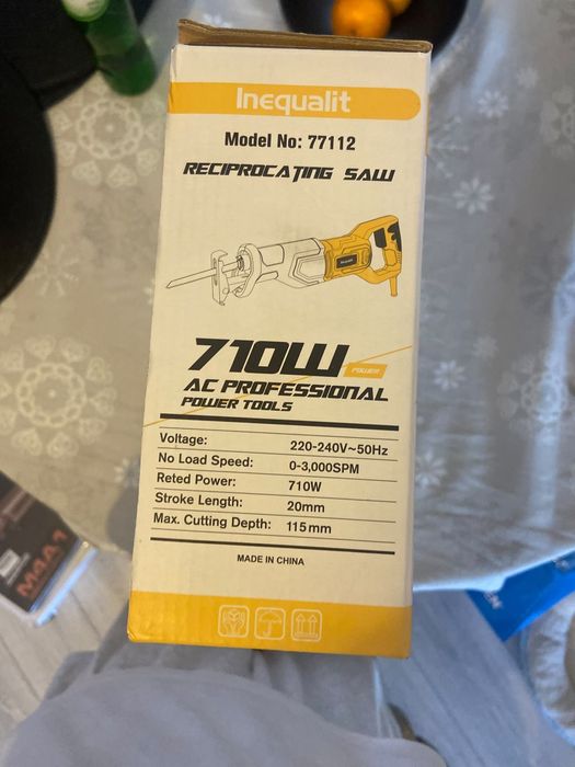 Serra Sabre Recíproca Inequalit 710W – Semi  Nova