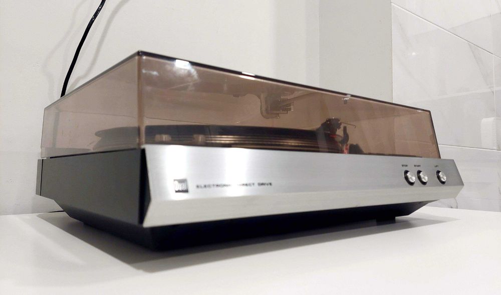 Gira-Discos "high-end" DUAL CS-626 "Direct Drive" / "ULM ORTOFON" (imaculado)