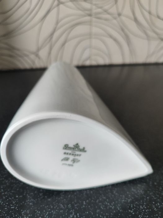 Wazonik porcelanowy Rosenthal.