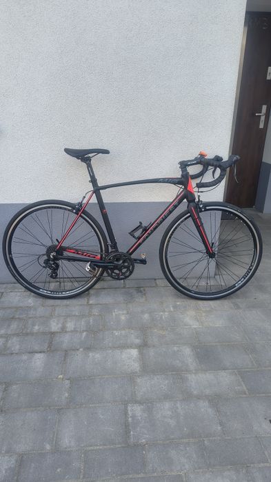 Rower kolarski czarny rama 22.5 koła 28 cali