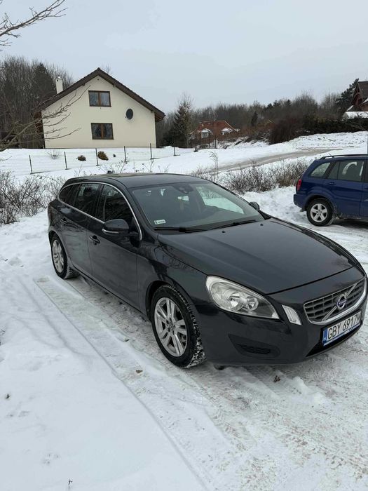 VOLVO V60 2.0 D3 Momentum