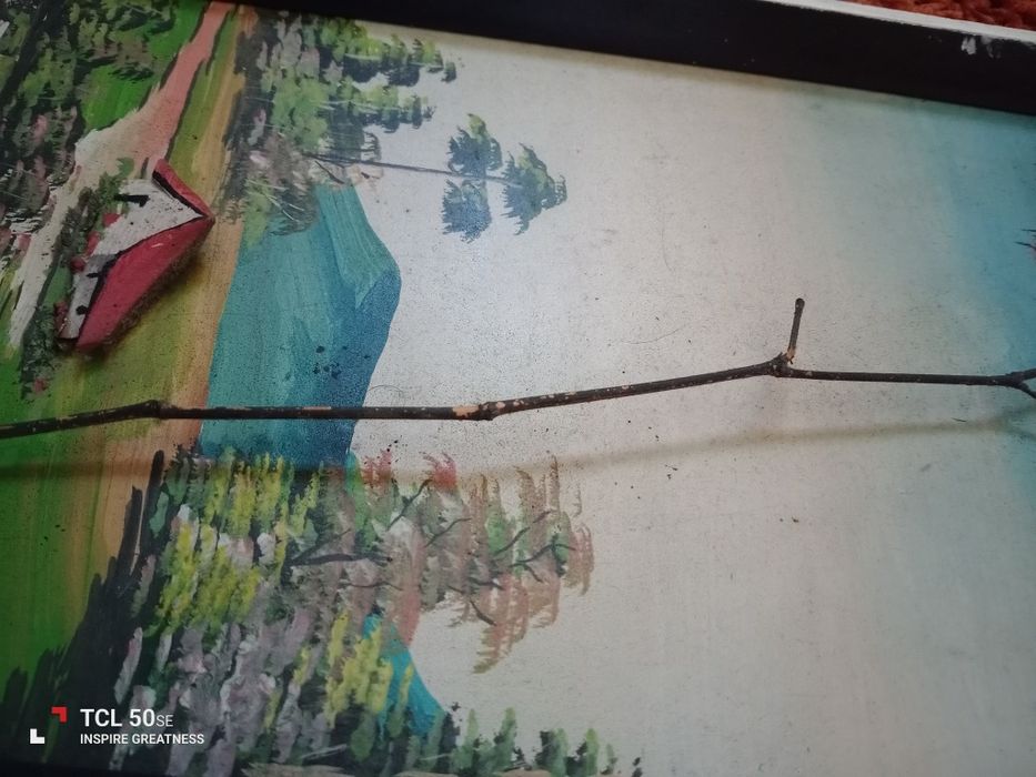 Coleção de três quadros muito antigos pintados a mão e com relevo.