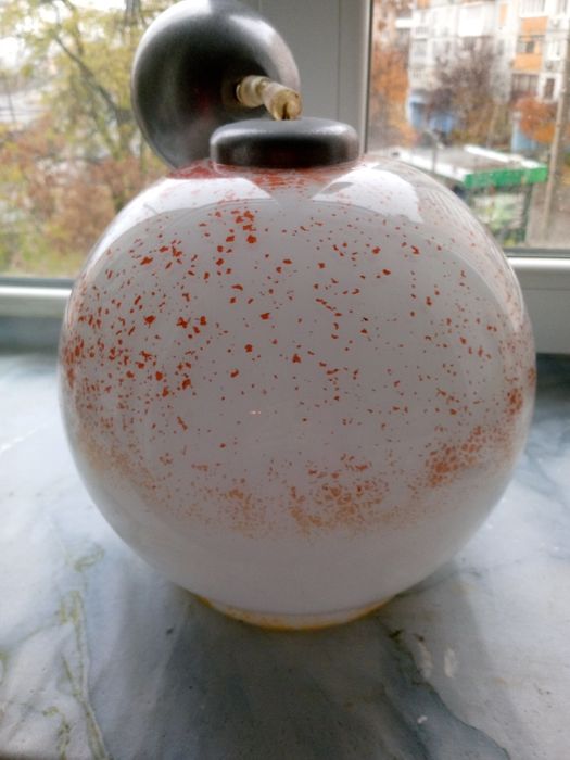 Продам люстру, светильник