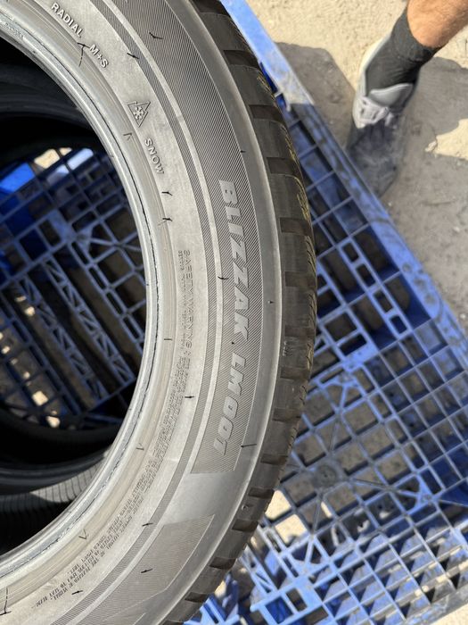 235/55 r18 Bridgestone Blizzak LM001 Резина зимняя