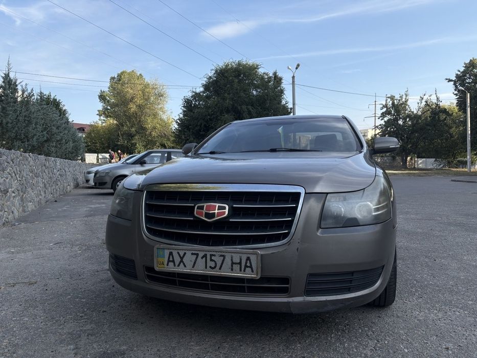 Geely emgrand 8 2013