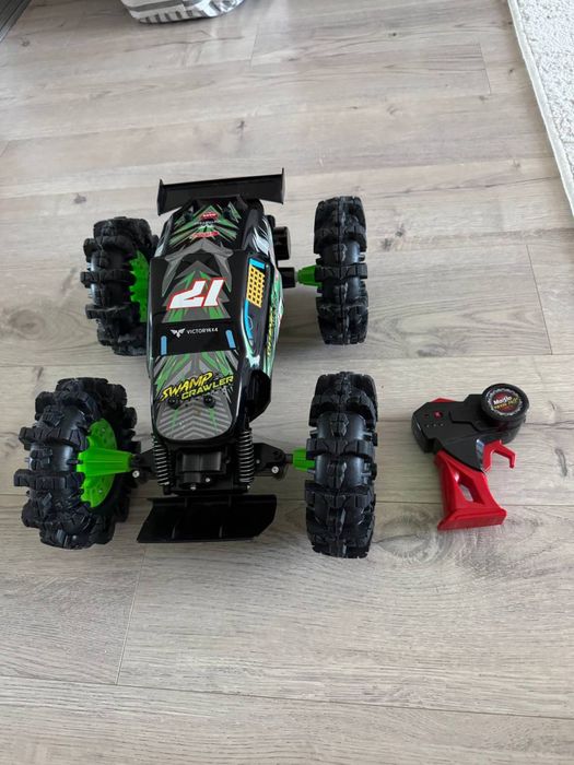 Машинка на радіокеруванні  Maisto Tech Swamp Crawler