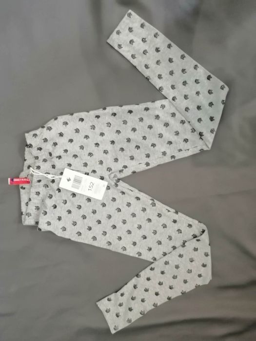 Leginsy dziewczęce w kotki roz. 152