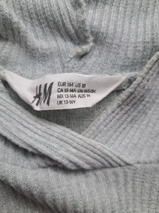 Костюм H&M 146-152