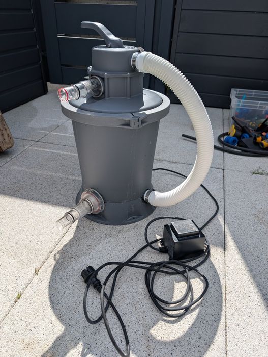 Pompa piaskowa EXIT 3785 l/h 90 W – używana miesiąc