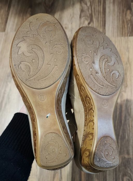 Buty damskie rozmiar 37