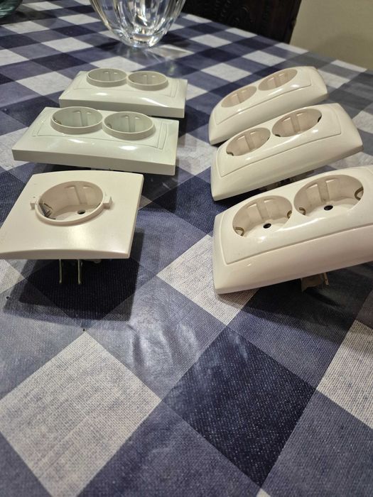 Tomadas,nunca foram usadas.Conjunto das 6