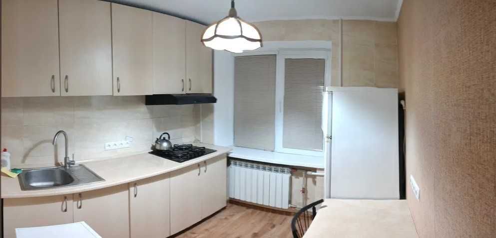 Посуточно 1я ул Братиславская 38 Институт сердца, метро Черниговская