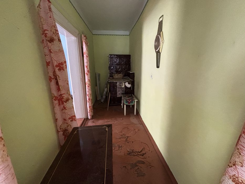 Продається ділянка 20сот. Будинок 51.7м. с.Майдан.Комунікації.Колодязь