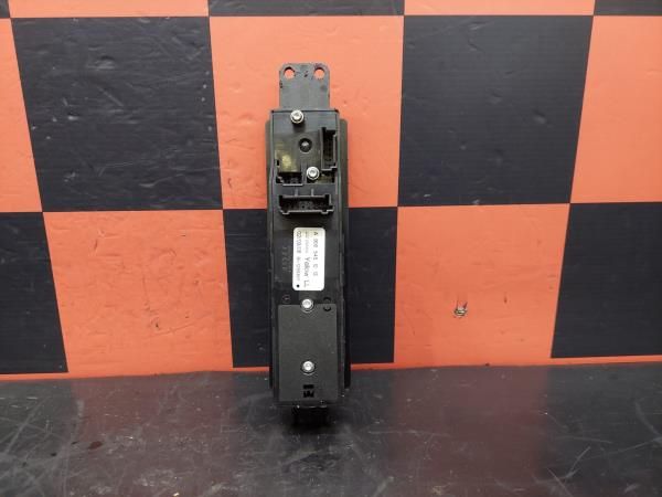 Comando / botão / interruptor vidros frente esquerdo MERCEDES-BENZ Spr