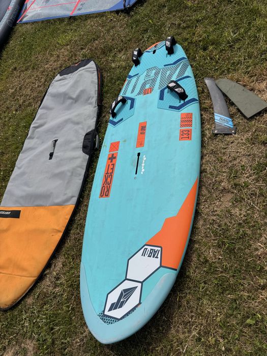 Tabou Rocket Plus LTD 133 l – freerace, foil ready + pokrowiec