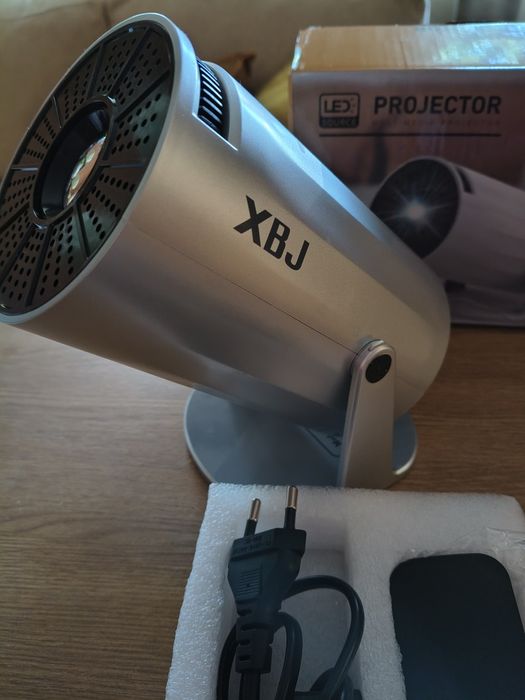 Projektor LED 4K Android 11 Nowy!!