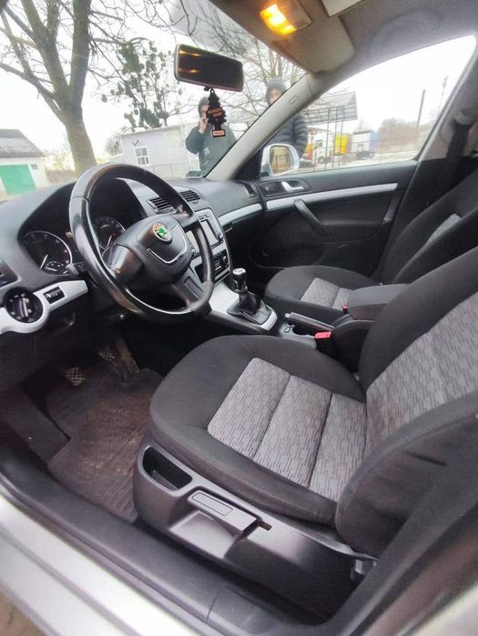 Продаю Skoda Octavia A5 індеальний стан