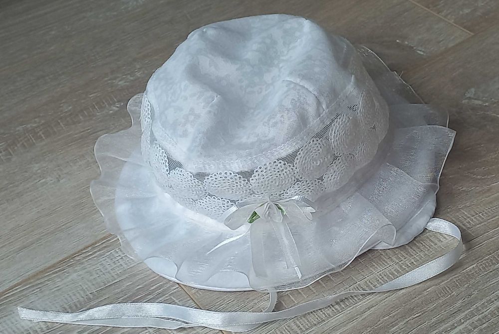 Komplet ubranek do chrztu