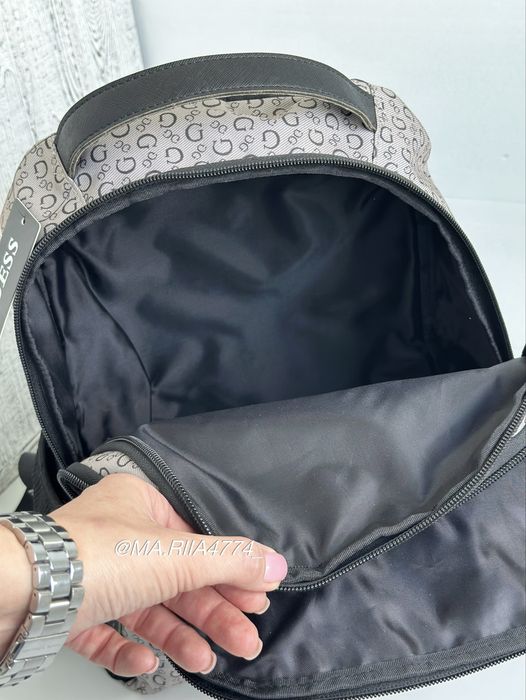 Рюкзак GUESS великий вмісткті