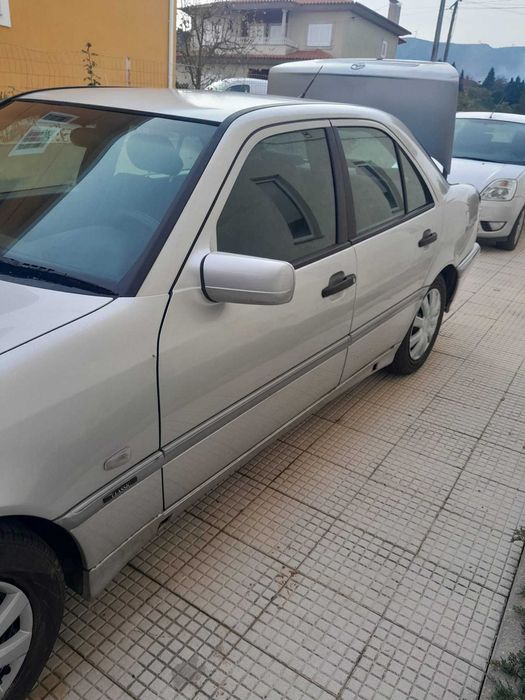 Vendo mercedes 200 cdi