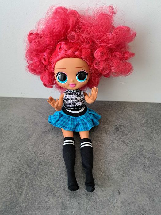 Lalkęa LOL Surprise OMG Doll i 75 kolekcjonerski kart 75sztuk Gratis